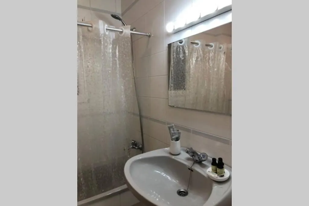 Comode Apartament Al Bell Mig De Gerona Spanje