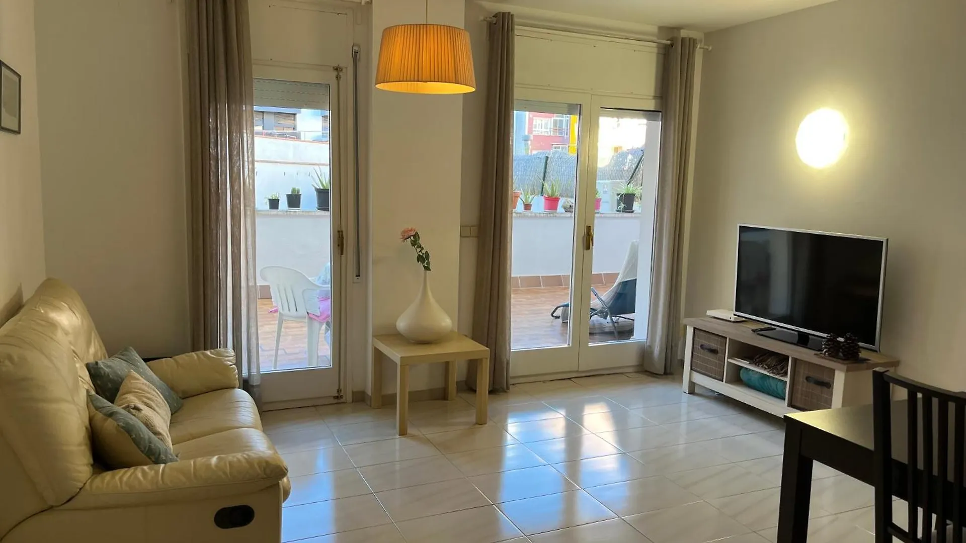 Comode Apartament Al Bell Mig De Gerona 0*,  Spanje